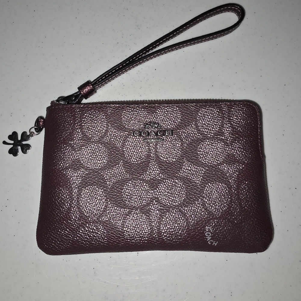 Coach Corner Zip Wristlet In Signature Canvas Wine Gunmetal CW958